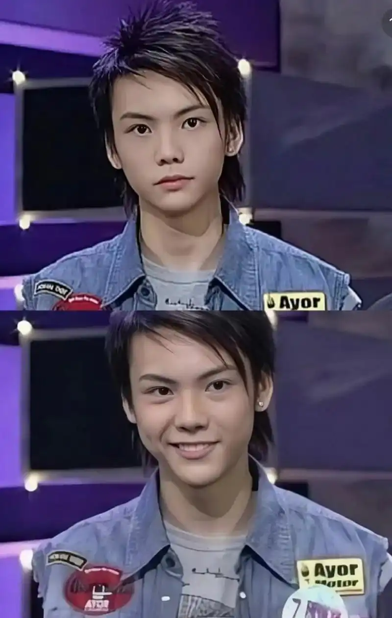 陈伟霆17岁参加选秀时的照片,杀马特 洗剪吹发型,好青涩[笑哭][笑哭]