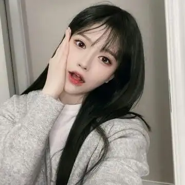 漂亮小姐姐自拍头像