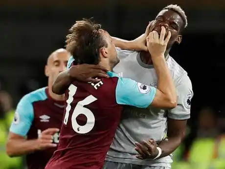 lacklustre united seal second spot with drab draw