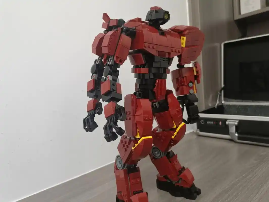 环太平洋暴风赤红,乐高积木