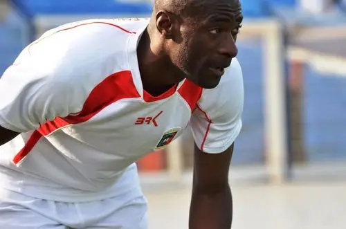 赤道几内亚连续14脚传球破门牛队史首次客场赢球