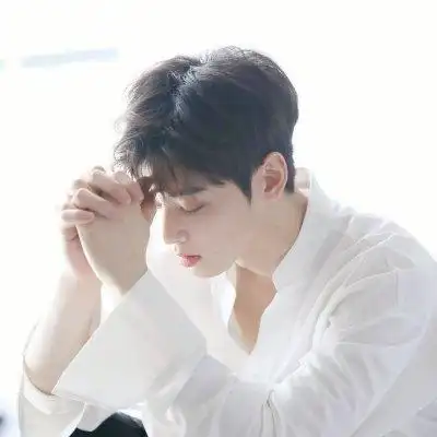 帅气阳光侧面男生头像 - 男生头像 - 潮人个性网