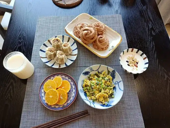 一位妈妈做的营养早餐,好吃多样不浪费,网友:接地气,真精致