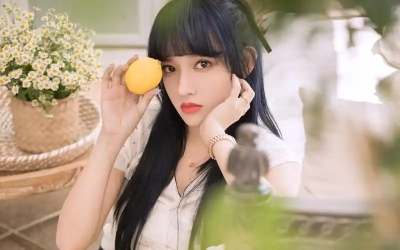 桌面壁纸 美女 女星模特 > 程潇甜美高清壁纸壁纸分辨率:(1920x1200))