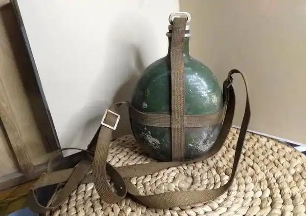 2,55式军用水壶