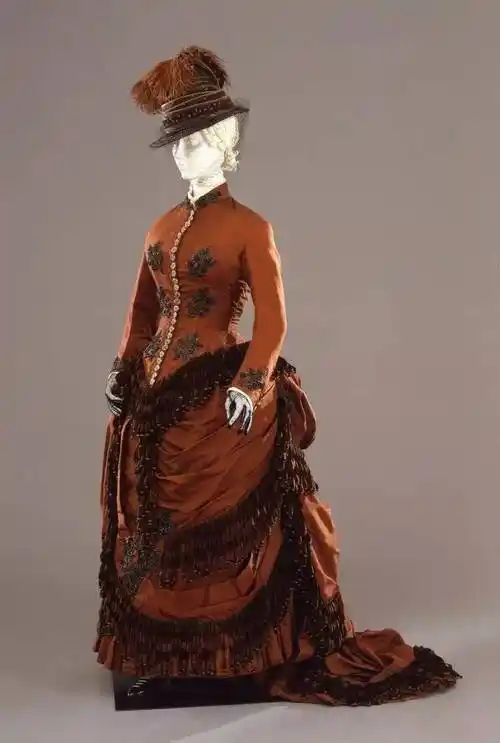 19世纪 复古服饰