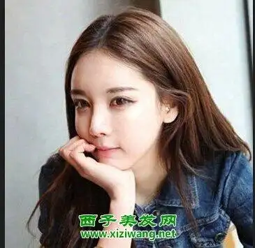 女生金栗色头发图片 潮流又显可爱(3)