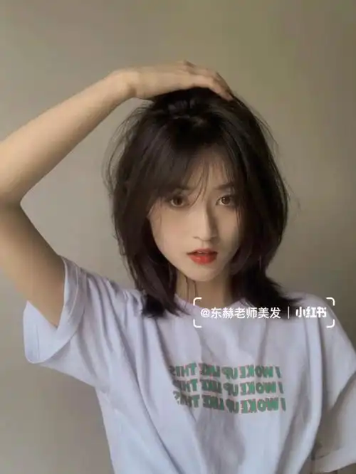 不需要打理的锁骨发蓬松显脸小北京烫发