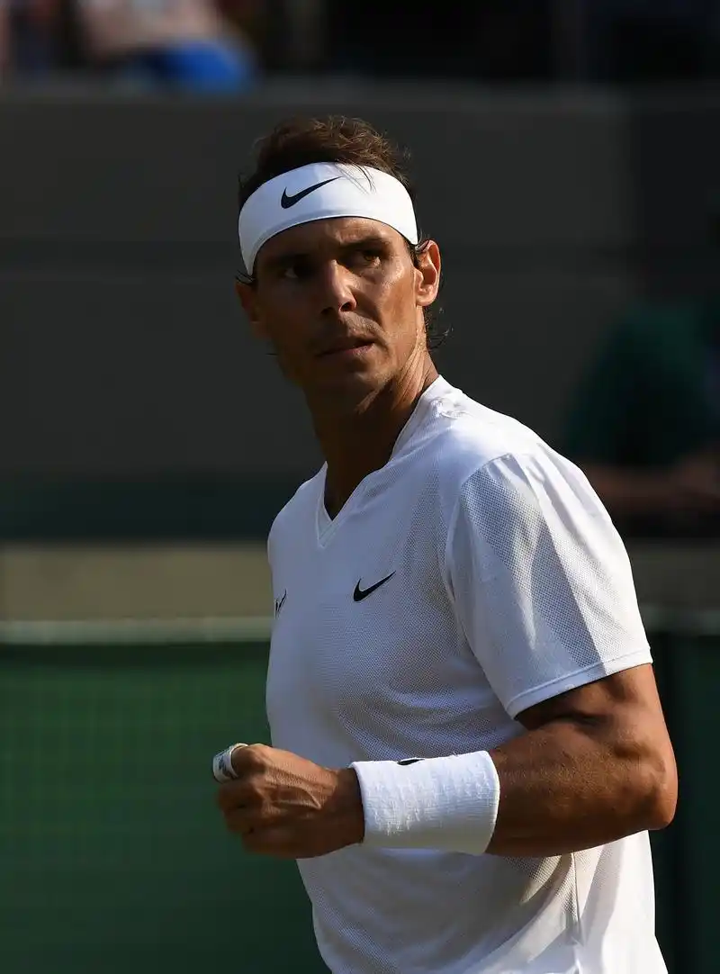 网球温网纳达尔晋级男单半决赛