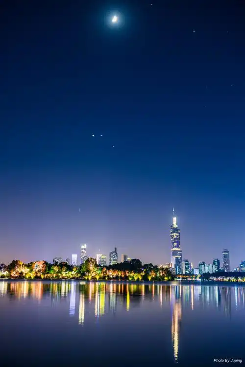 南京玄武湖日落及夜景2020-10-23