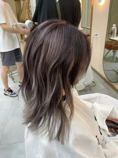 中长发发型推荐巴黎画染