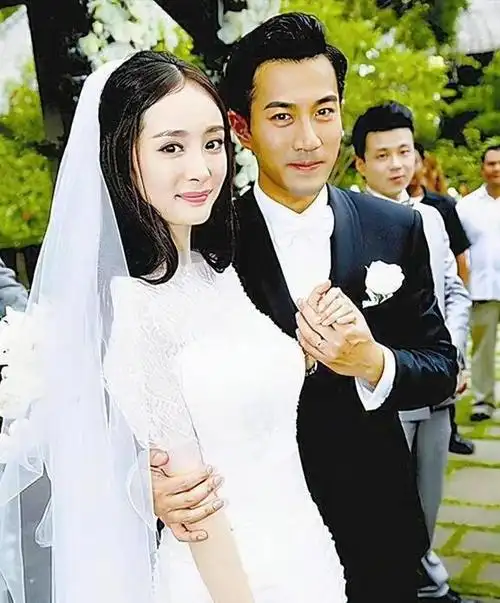 宁愿做"蜡像人"也不接受自然衰老,这8位男星已经"面目全非"