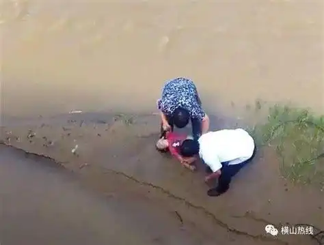 小女孩溺水遗体 溺亡_万图壁纸网