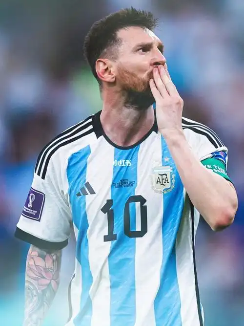 战斗继续 加油!莱奥·梅西