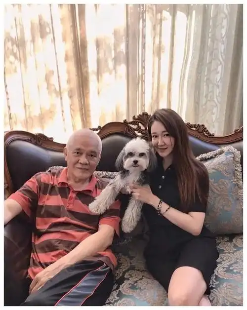 钻山豹申军谊为了贾妮我抛妻弃女贾妮的现任是我的好兄弟