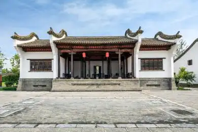 北京公园里的中式建筑飞檐屋顶_站酷海洛_正版图片_视