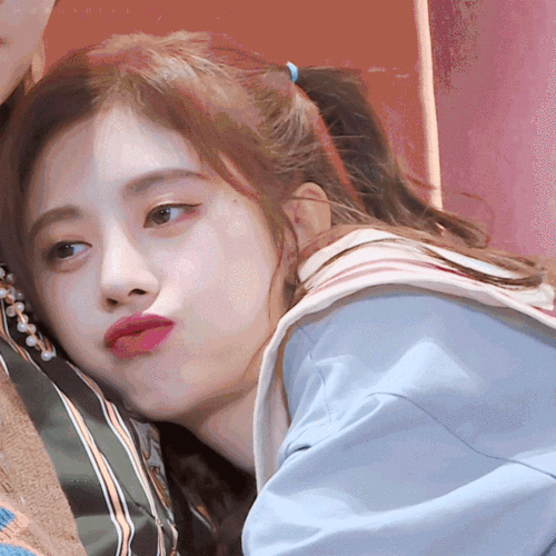 鞠婧祎的"白痴美人"感 是最高级的变美技巧