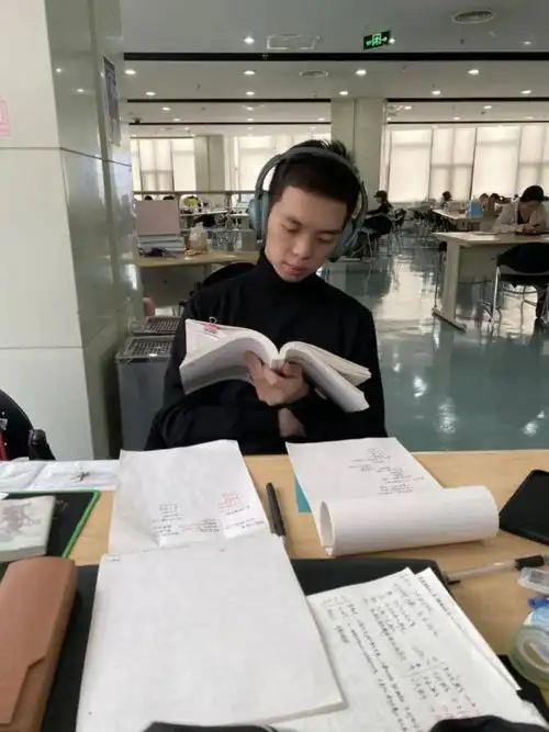 outwalktalks丨既然选择了远方便只顾风雨兼程