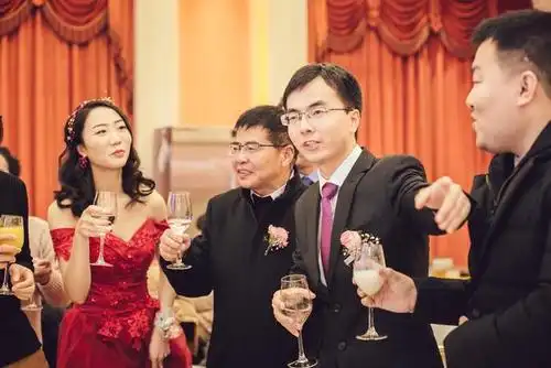 婚礼仪式结束后敬酒怎么敬有没有什么说法