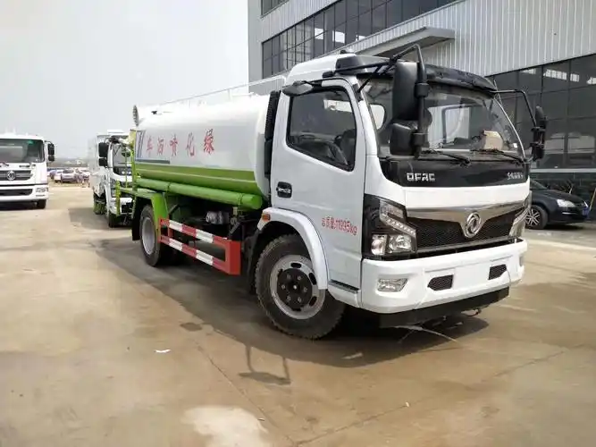 东风福瑞卡5方洒水车