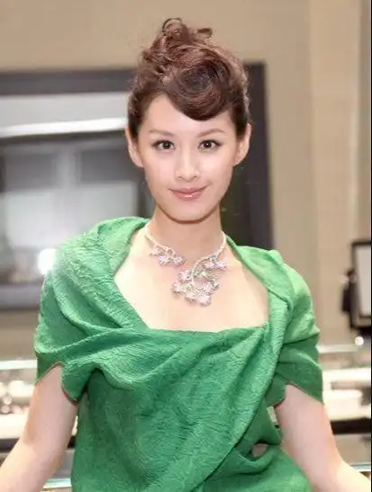 台湾艺人曾恺玹:因《不能说的秘密》爆红,蔡康永做媒,婚后退圈