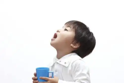 儿童如何漱口?