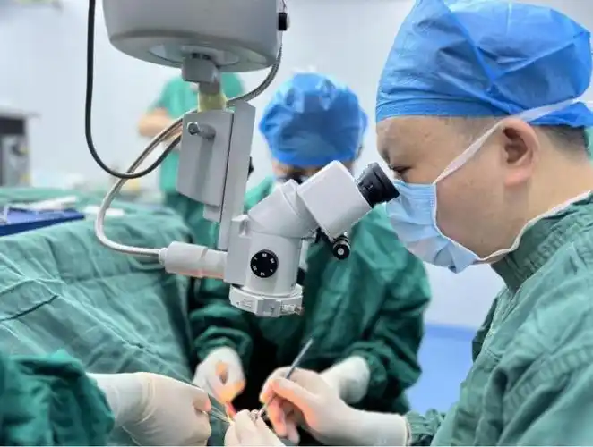 斜视矫正新型微创技术落户娄底爱尔眼科医院