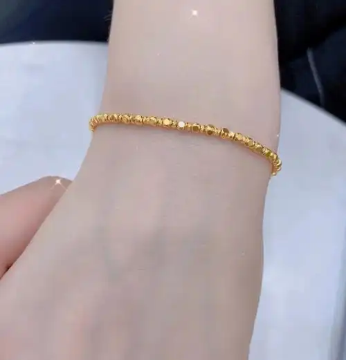 周大福黄金蹦迪手链