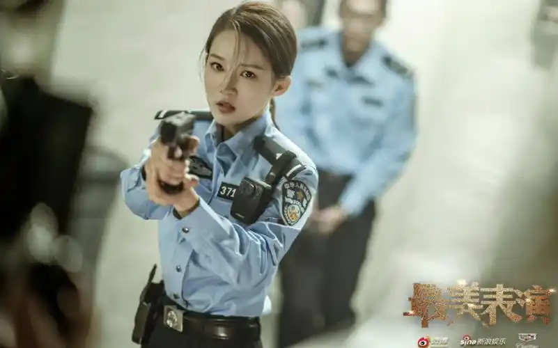 【李沁│最美表演】《第一枪》 《全世界静止的那一秒》(采访 花絮)