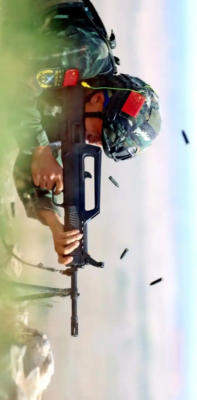 超硬核壁纸"魔鬼周"极限训练落下帷幕武警宁夏总队为期一周的风沙肆虐