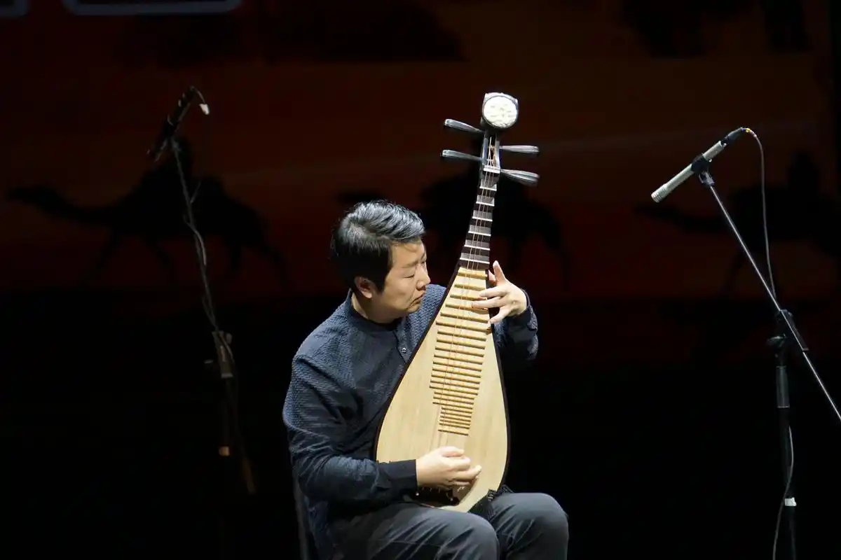《敦煌国乐——中国国乐名家音乐会》在敦煌演出(1)
