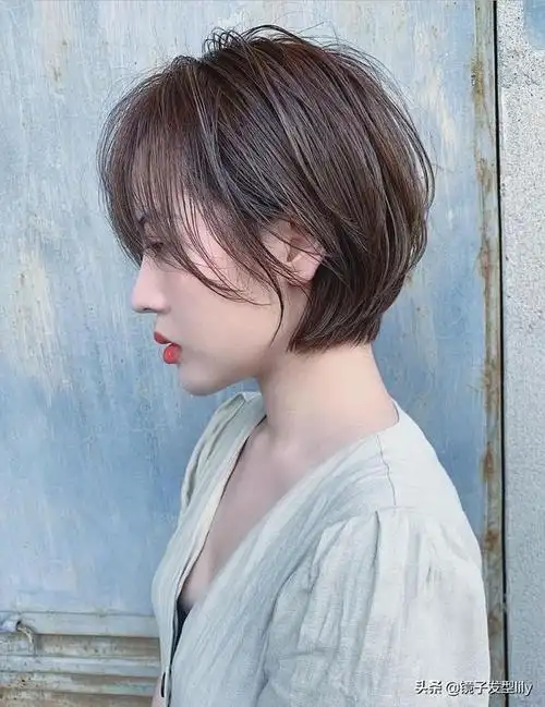 今年流行的短发发型女,今年流行的减龄短发发型(今秋流行短发21款)