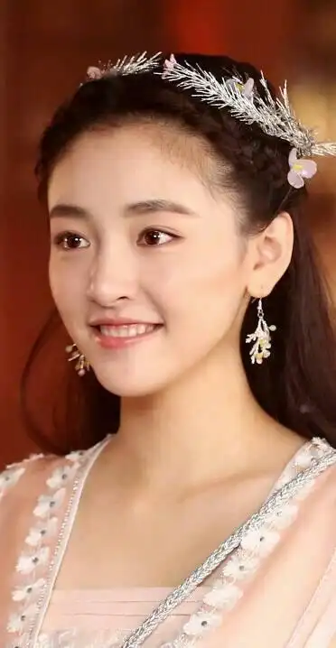 鹿晗至陈长生之后再没演过古装?吴倩当时灵气满身,林思意两岁?