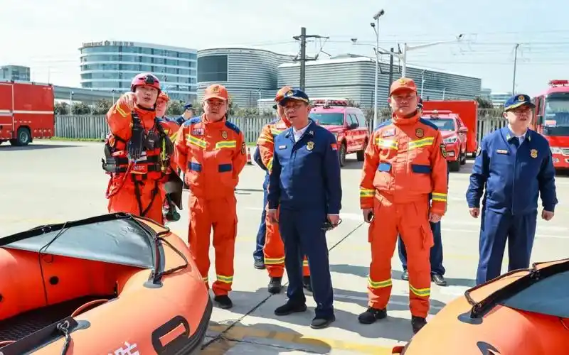 防汛备汛工作 | 上海市消防救援总队组织开展跨区域抗洪抢险无预案