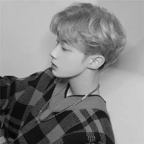 黑白男生头像高冷气质高清图片