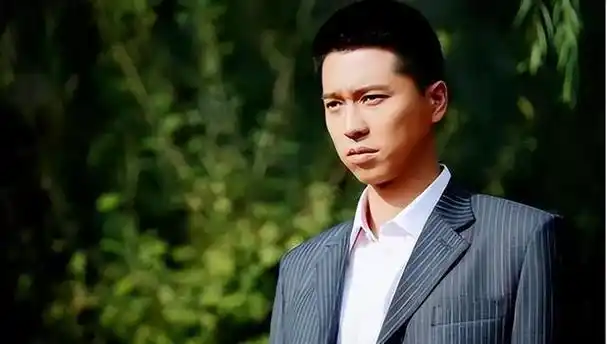 有种整容叫王雷结婚老婆李小萌变化不大他却脱胎换骨