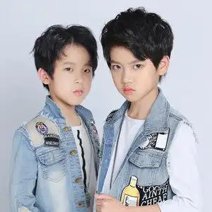 曲:刘佳编曲:程天禹演唱:王嘉豪/丁子轩(亦星传媒旗下艺人组合)合:1 2