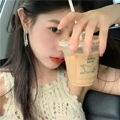 俏皮可爱的真人高颜值减龄女生头像