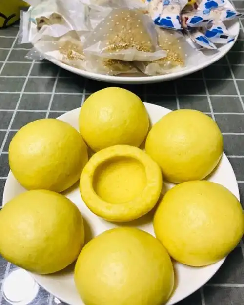 淼妈手工烘焙做的窝窝头