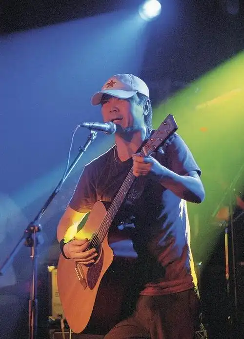 资料图片摇滚中的崔健8