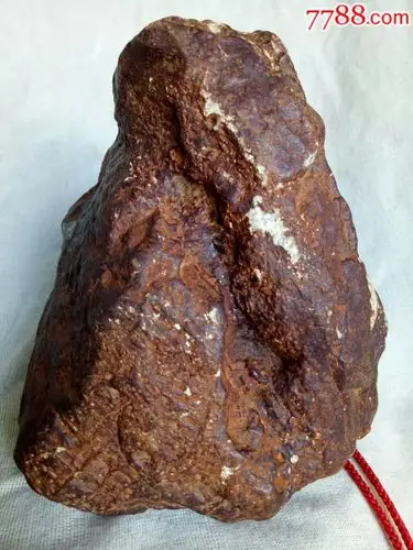 红色陨石(无磁无辐射)