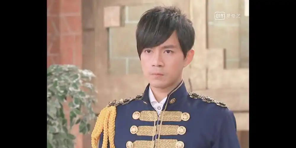 影视同人小说 萌学园之斯坦密使 玛堡完美地将陶喜儿留下的蛋糕分成两