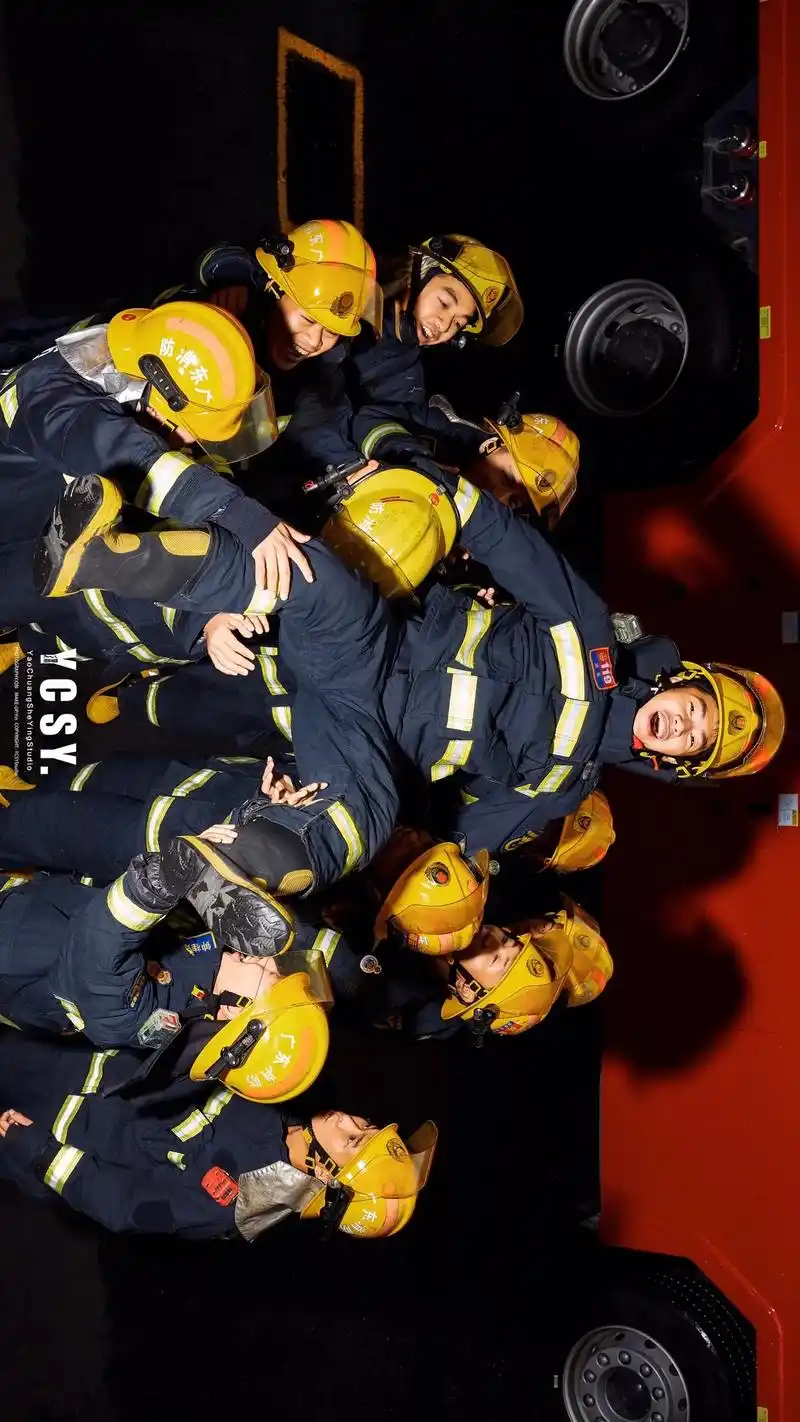 我爱中国消防救援7315消防员壁纸!