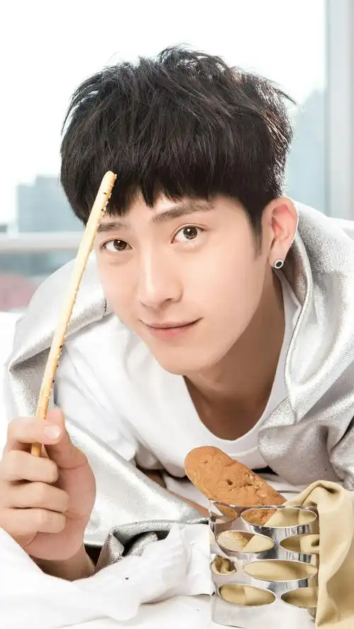 rnhvmzzzmxjvaehbrxfumnvnvlfbmncydzbqaklwq3m3lzi