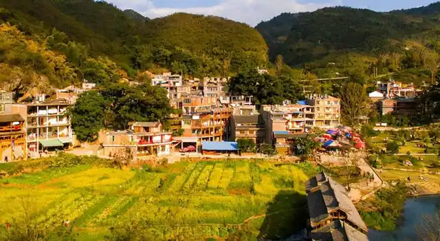 等到积攒了一定财富后,便会在当地购买房子.