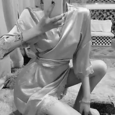 适合御姐专用的黑白头像