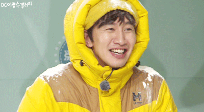 宋仲基大婚 主持人竟是"被抛弃"的李光洙!网友直呼心疼