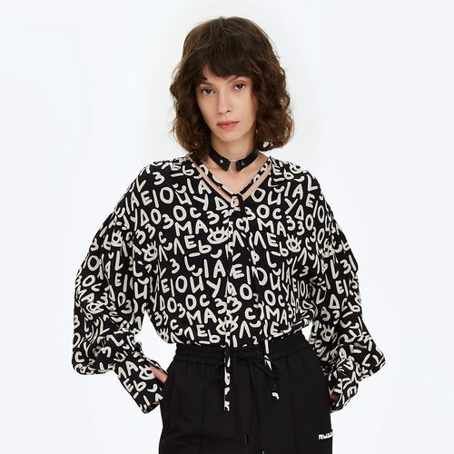 iiiviviniko薇薏蔻秋季款式涂鸦感衬衫上衣女
