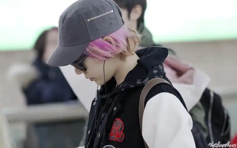 「李顺圭sunny」helianthus饭拍120113