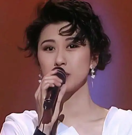 叶倩文唱功如何叶倩文在香港歌坛地位